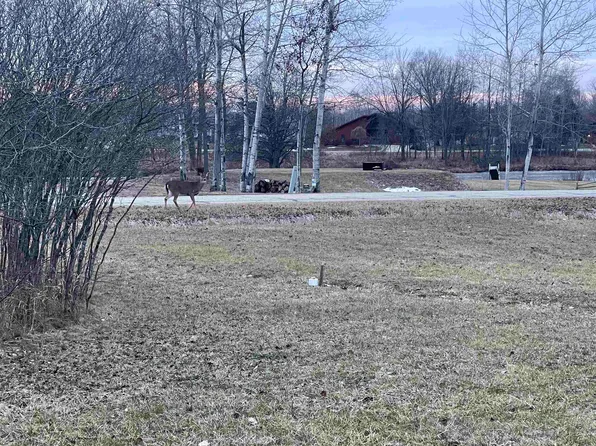 5237 Islanders Way #121, Gladwin, MI 48624