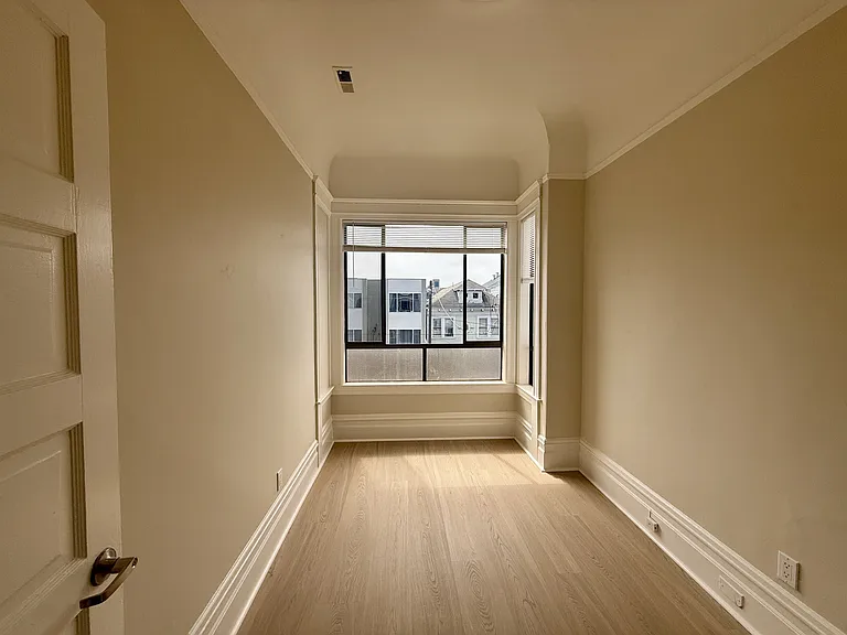 272 4th Ave #272 — Photo 4