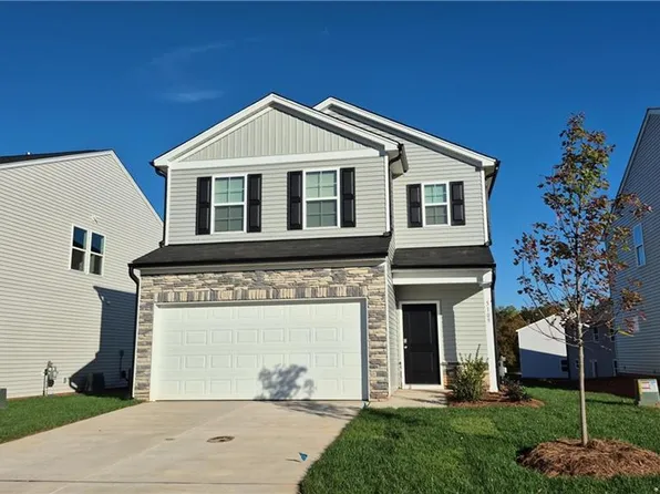 5109 Fallmeade Rd, Kernersville, NC 27284