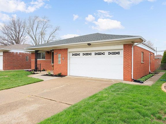 3rd image of 11095 Martin Rd