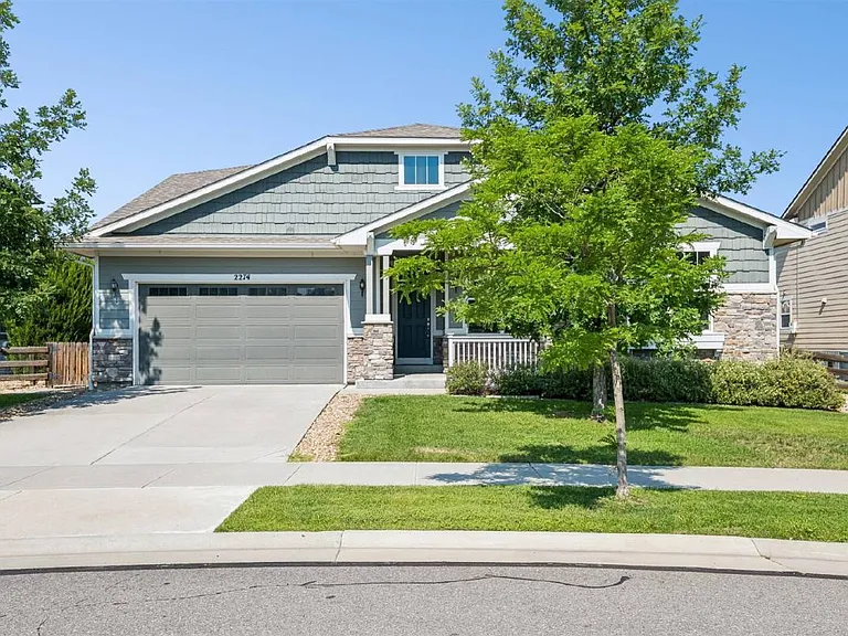 2274 Front Range Rd — Photo 1