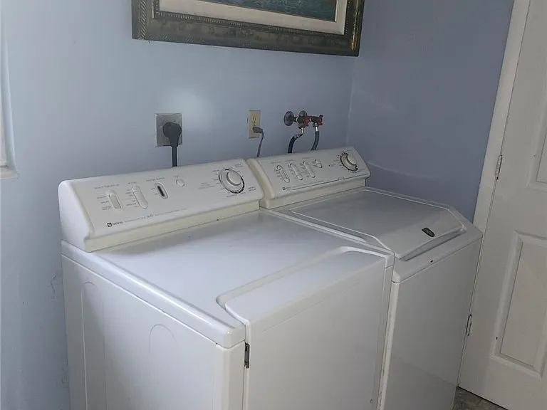 112 Kerr Cir — Photo 12
