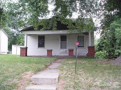 406 Spring Street, Amazonia