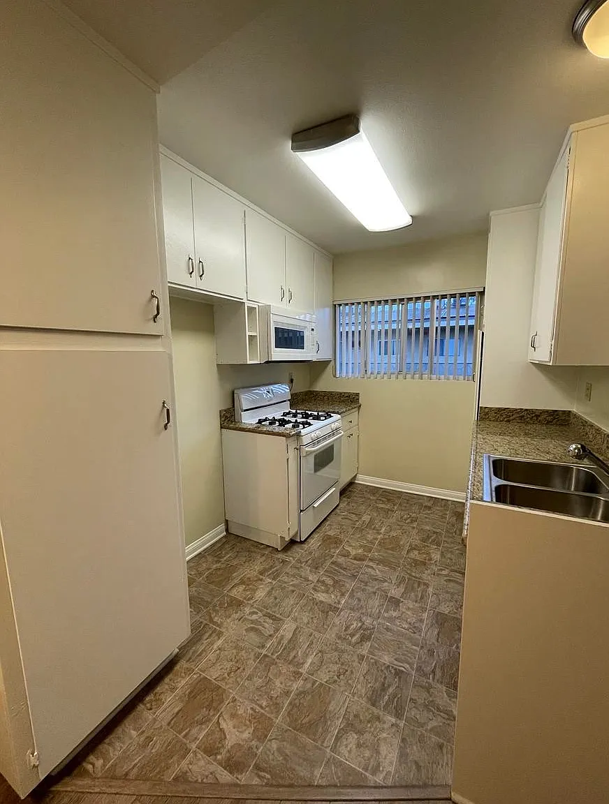 509 E. San Jose — Photo 4