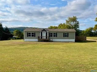 9094 County Road 30, Woodville, AL 35776