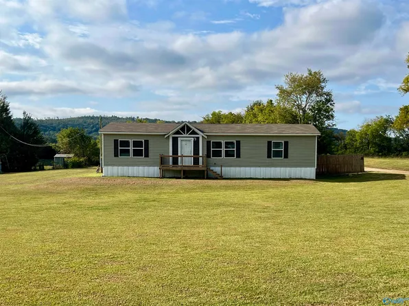 9094 County Road 30, Woodville, AL 35776