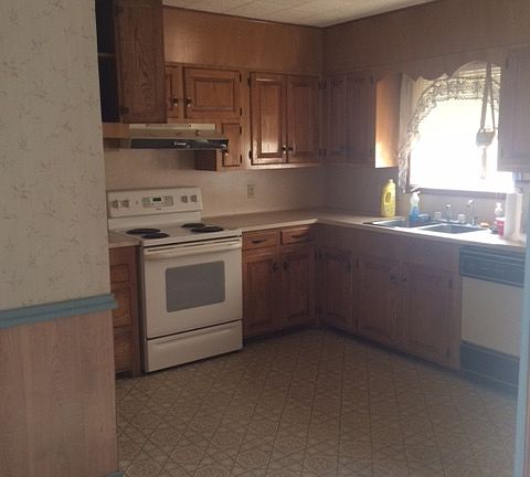 3rd image of 3404 Avenue H