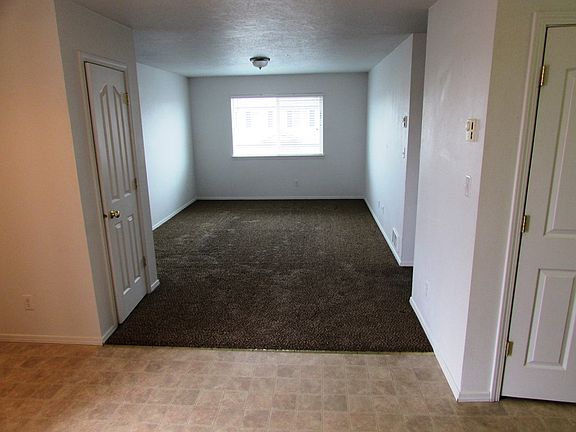 5th image of 2592 Prospect Dr