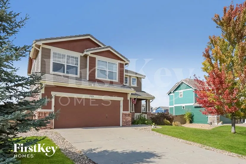 3 bed, 2.5 bath, 1488 sqft, $3,310 — Photo 2