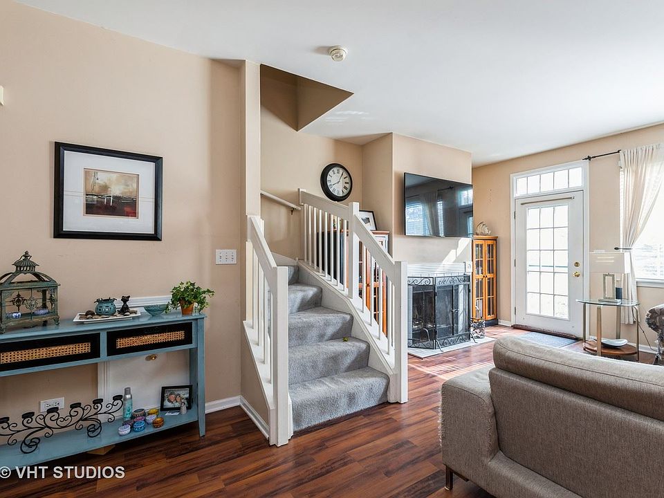 7414 Grandview Ct Carpentersville, IL, 60110 Apartments for Rent Zillow