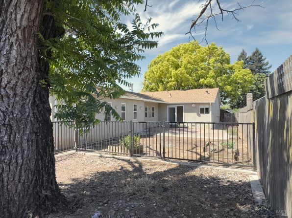 2148 S Terrace Dr, Napa, CA 94559