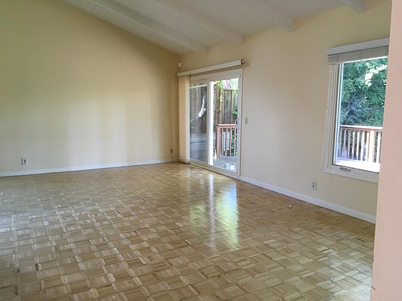 2nd image of 1020 Deanna Dr