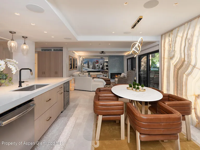 617 E Cooper Ave #110 — Photo 5