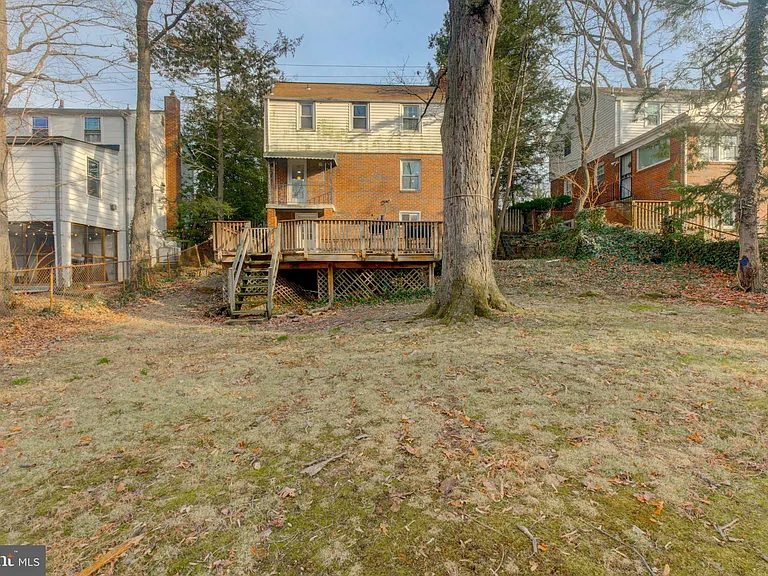 6916 New Hampshire Ave — Photo 45