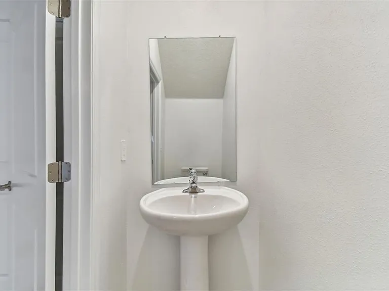 36406 Well Hill Way — Photo 6