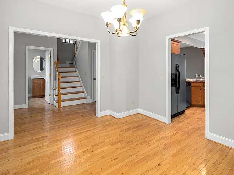 6 Winding Oak Dr — Photo 4