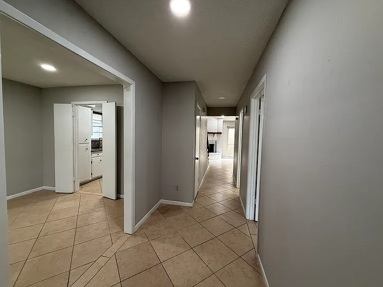 329 Pinchback Rd — Photo 4