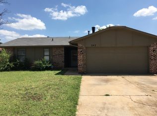 242 W Chantilly Way, Mustang, OK 73064
