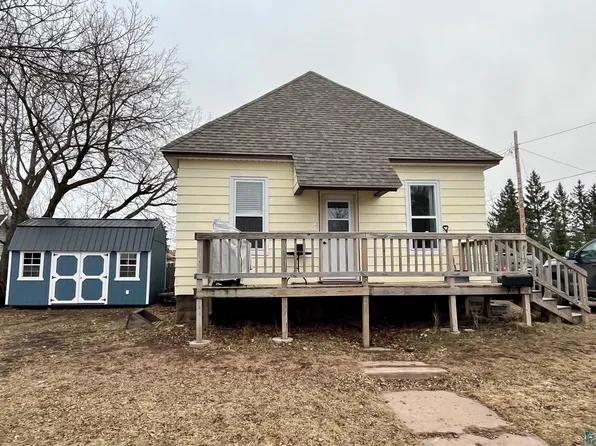 212 7th St E, Ashland, WI 54806