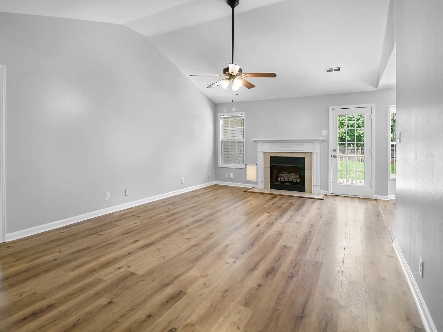 1644 Cedar Springs Circle - 1 — Photo 3