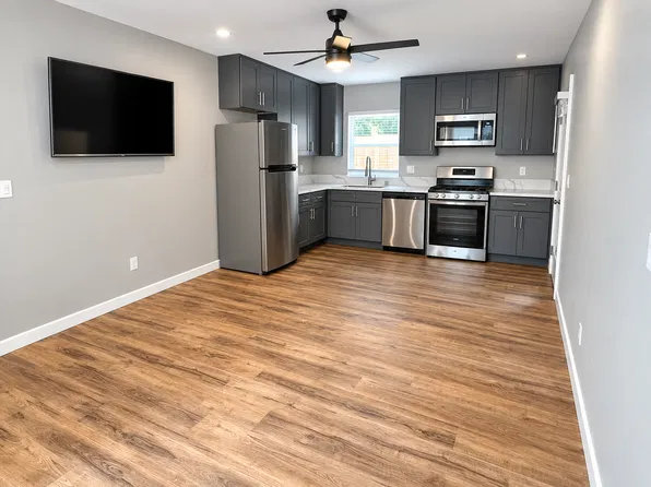 5050 54th St, San Diego, CA 92115