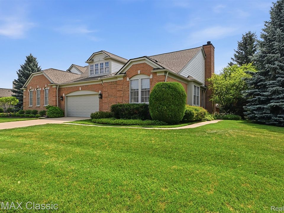 1st image of 44764 Aspen Ridge Dr #116