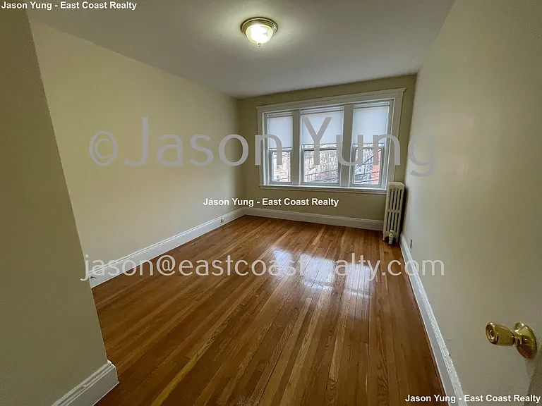 55 Linden St #8 — Photo 8