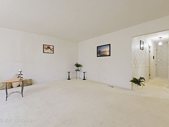5th image of 3124 Plum Island Dr