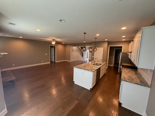 12333 Cotton Blossom Ln, Knoxville, TN 37934