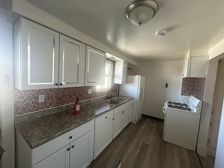 1230-1232 Church Ave #7 — Photo 8