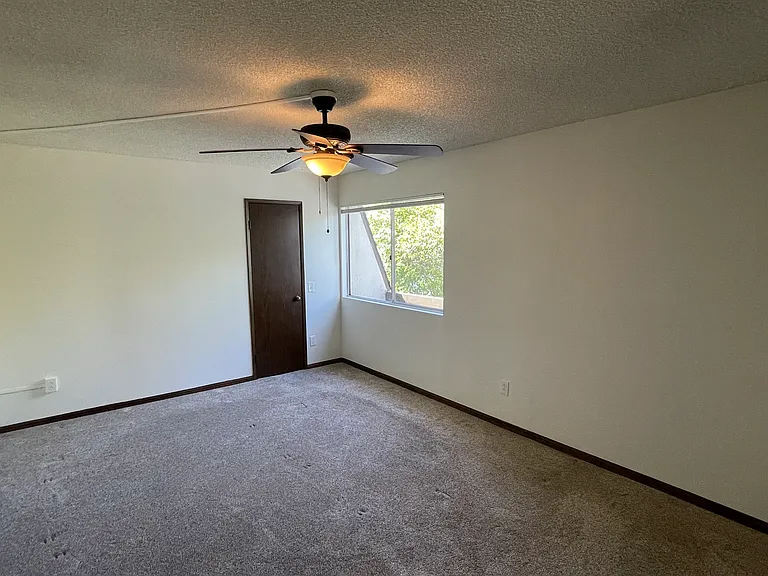 5350 Baltimore Dr #12 — Photo 7