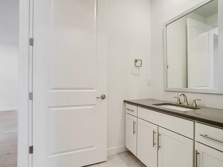 15402 W Dequesne Ave — Photo 21