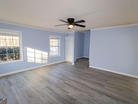 3rd image of 1602 Drayton Ln #A