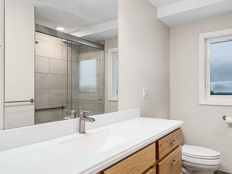 830 S Lake St #1 — Photo 13