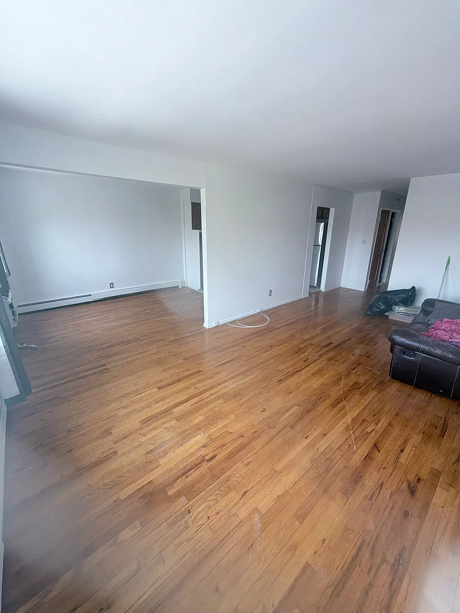 Building Photo - 2514 Parsons Blvd #3