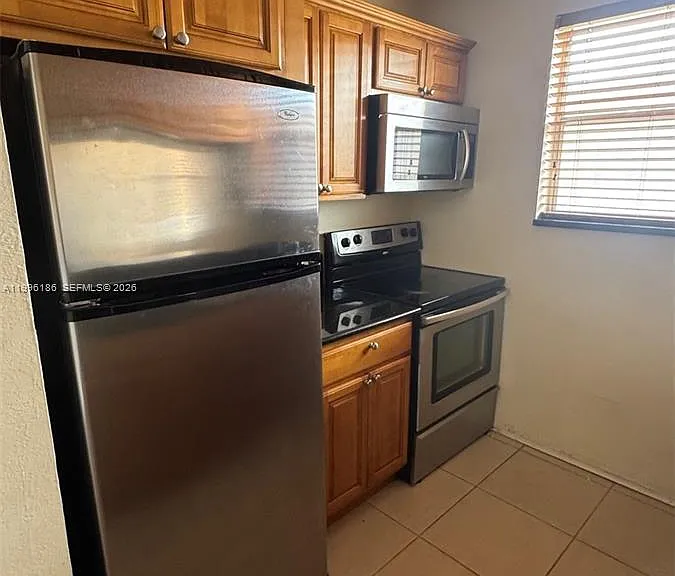 2441 SW 31st Ave #303 — Photo 5
