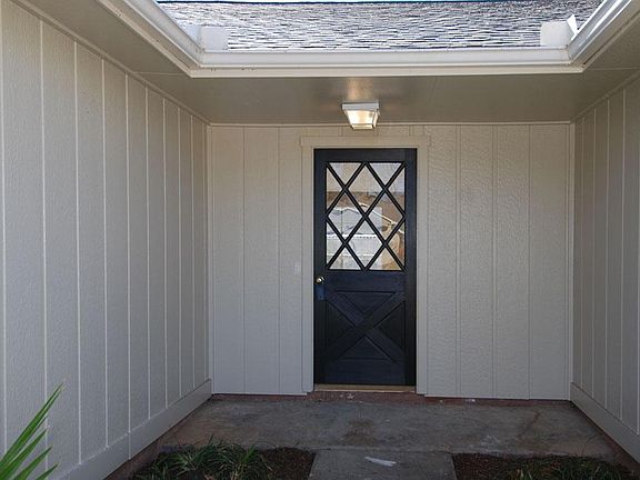 2nd image of 6914 Renfro Dr