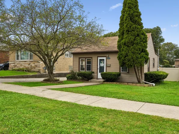 9824 S Campbell Ave, Evergreen Park, IL 60805