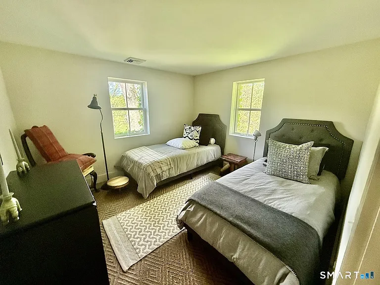 150 Millerton Rd — Photo 11
