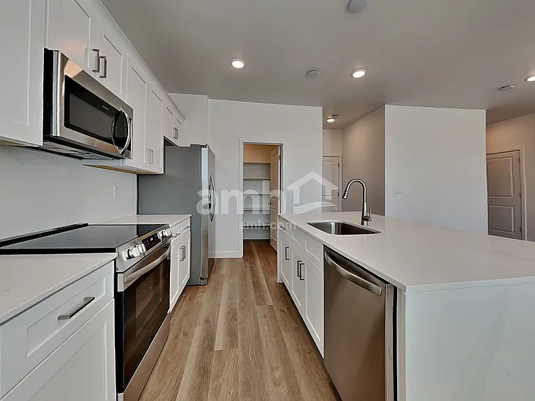 9721 W Tamarisk Ave — Photo 4