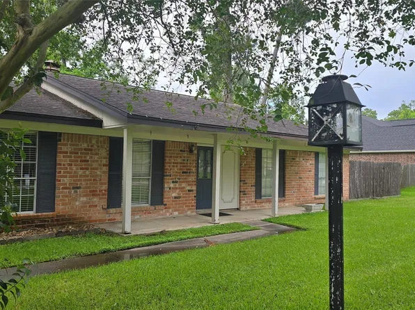 2110 Eagle Point Rd, Crosby, TX 77532
