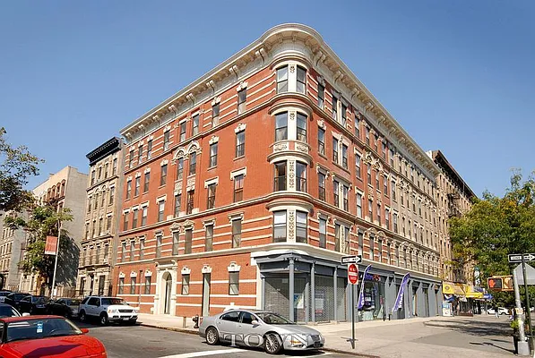 Sold by Town Residential | media 8