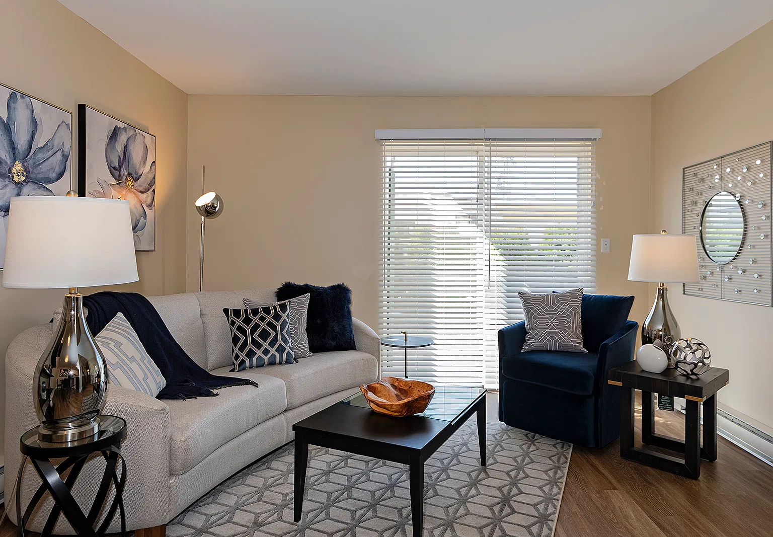 South Kamloops Apts — Photo 4