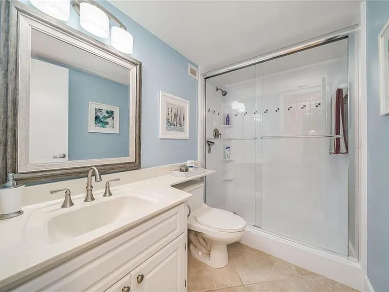 299 N Riverside Dr #604 — Photo 22