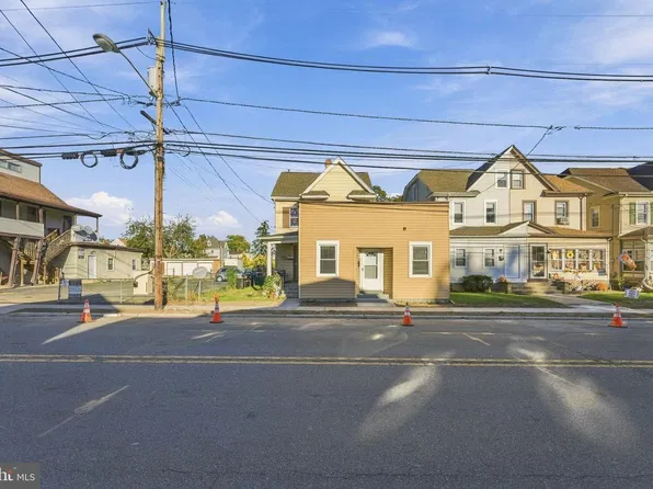 225 Delsea Dr #227, Westville, NJ 08093