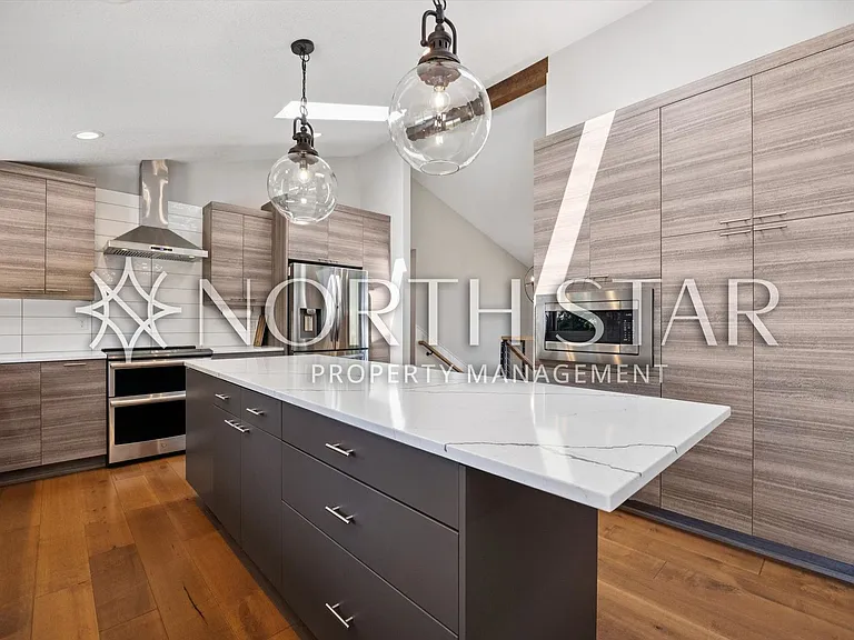 860 Skyland Dr — Photo 8