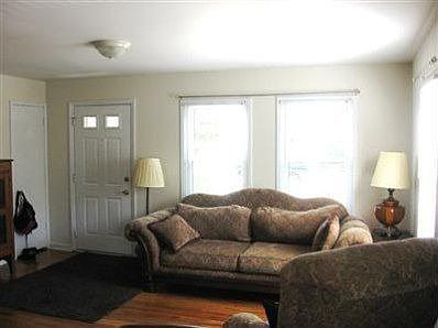 5th image of 1504 Park Dr