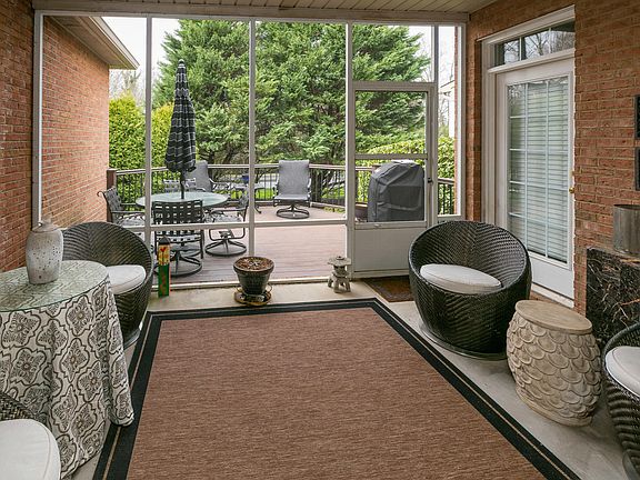 3rd image of 8617 Belle Mina Way