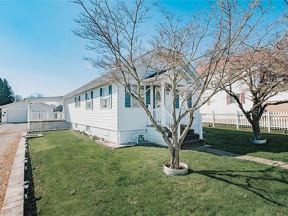3rd image of 59 Pine St