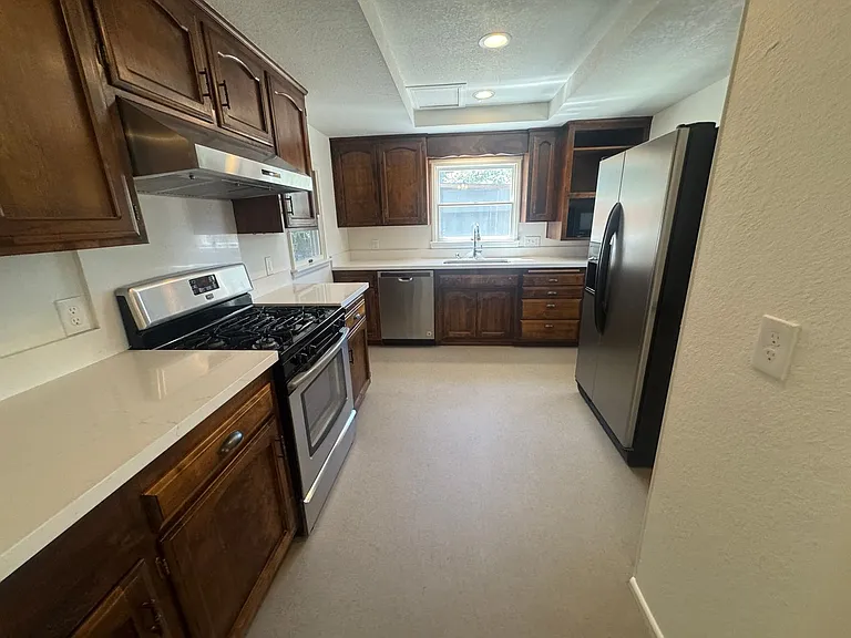 8800 Atascadero Ave — Photo 6